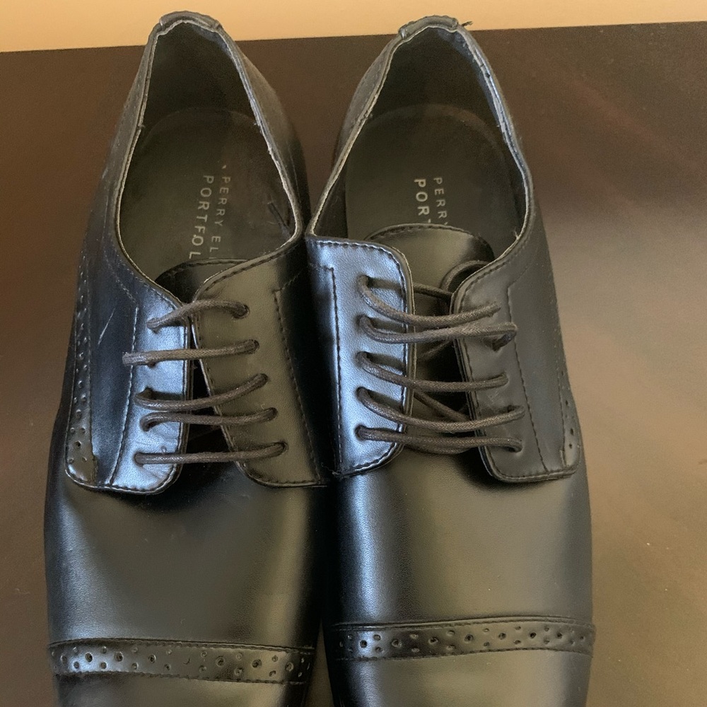 Perry Ellis Men’s Shoe